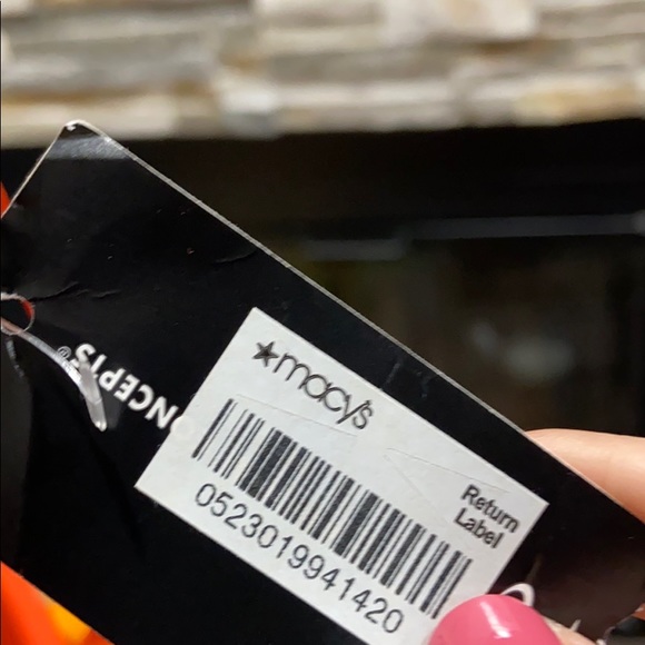 Dress - Picture 3 of 5